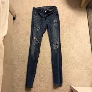 American Eagle Ripped Jeans - Super Stretch
